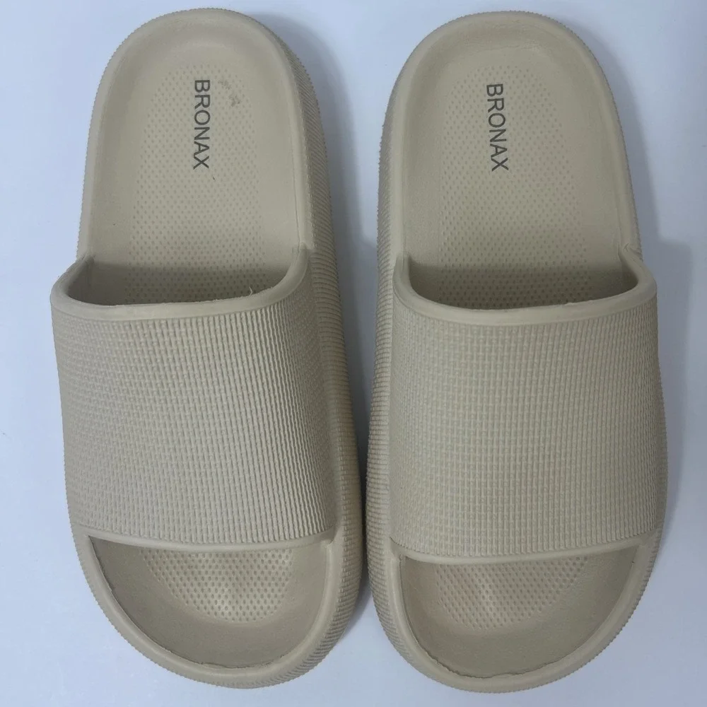 Bronax tan slides
